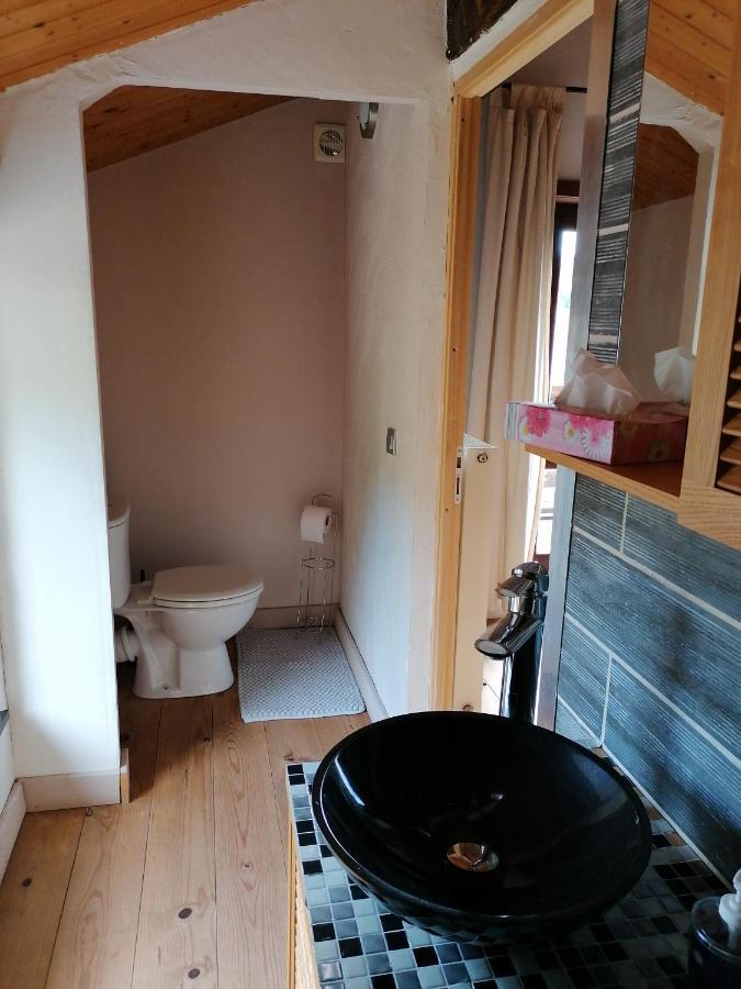 Couettes Et Picotin Bed & Breakfast Durbuy Bagian luar foto